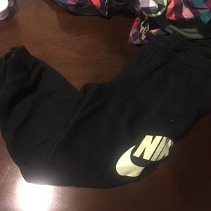 Boys Nike sweat pants